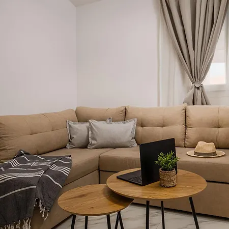 Apartment Kreka Pefkochori